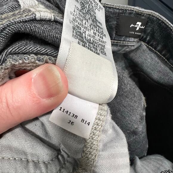 7 for All Mankind Distressed Black Wash Denim Jeans Ripped‎ Knee High Rise 26 - Picture 8 of 13